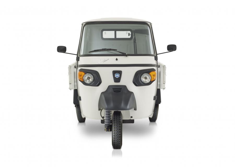  Piaggio Ape Classic Pianale 2017 года  (фото 2 из 17)